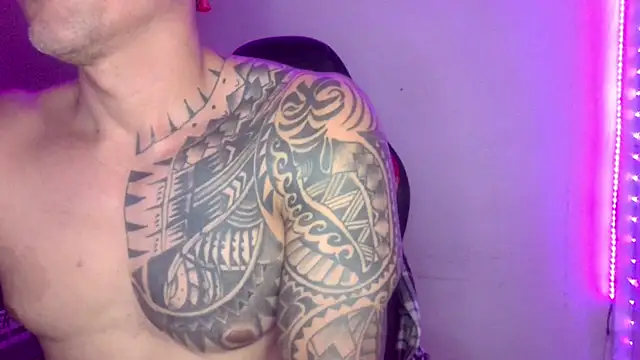 Adam_Dom webcam