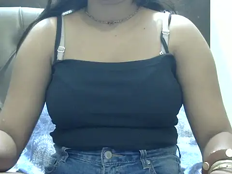 hOTY_karina live cam preview