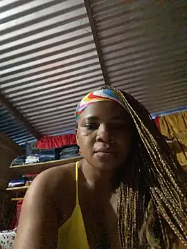 Morenita82 webcam
