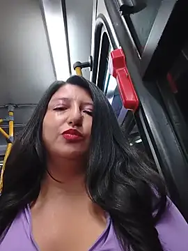 Melany_daring