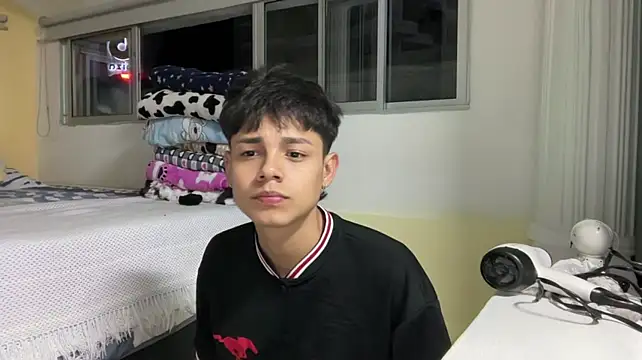 Andy_Belier23 live sex cam
