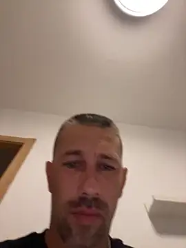 Bigcarlosc live cam preview