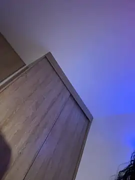 charlotteeruss live cam preview