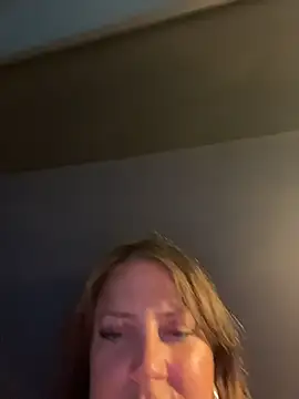 molly_witha_chance live cam preview