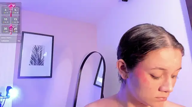 Anniee_boobs