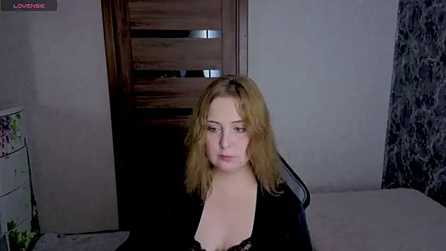 Kristy-Max webcam