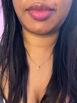 Tamil_Maaya