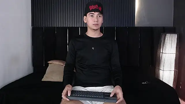 Dominic_ghost live cam preview