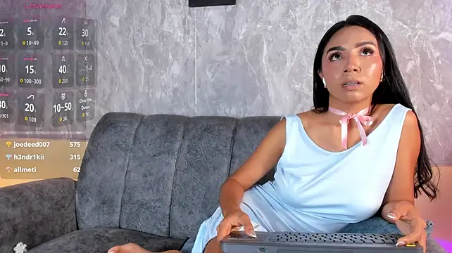 Lauren_smiles live cam preview