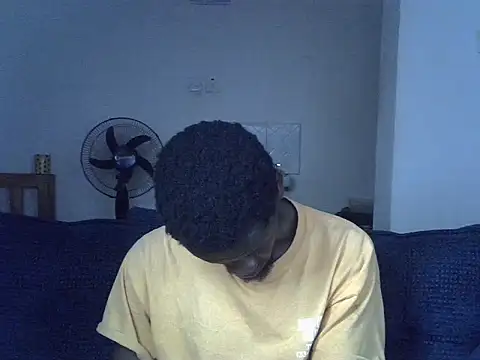 Thee_Biggest live cam preview