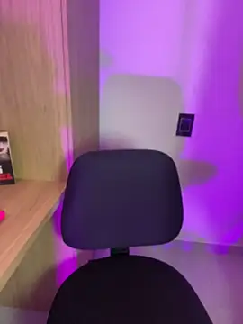 EmmaCurvyy