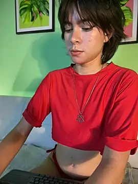 IvyWillow live cam preview