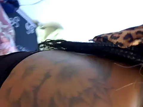 Sexybrii_ live cam preview