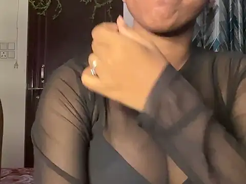 mahira_with_crazy_sex