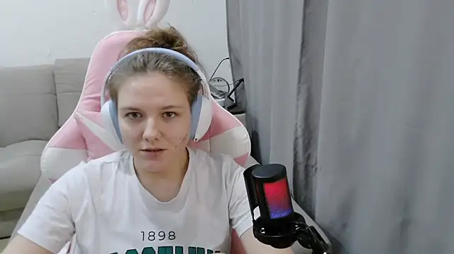 HelenMo0n