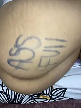 Bitch_0limits_Dirty live cam preview