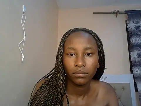 Goldenpixie live cam preview