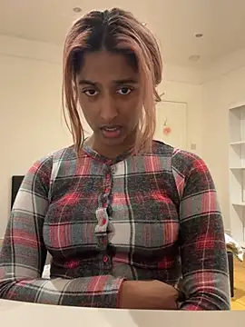 DonnaShy live cam preview