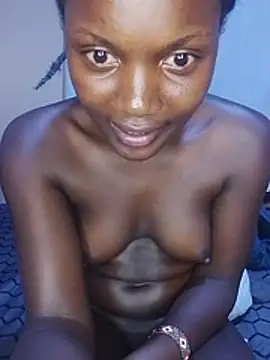 Pinky_Night live cam on StripChat