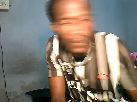 ChocolateBeretta75 live cam preview