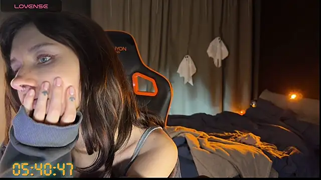 Bastet live cam preview