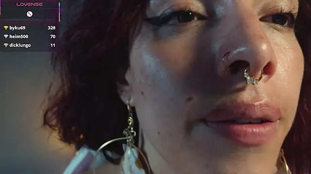 Imagen del stream de bri_von_dhara__ en stripchat