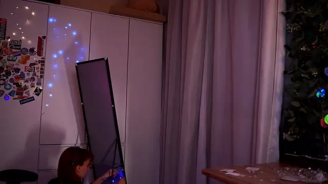 Liuba_Fox live cam preview