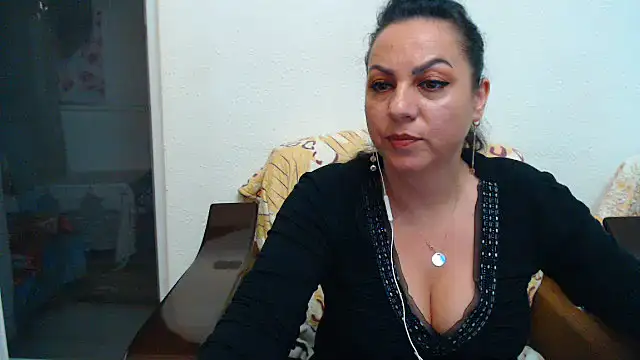 MissElla