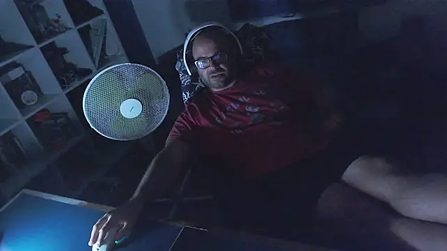ravingr4d4