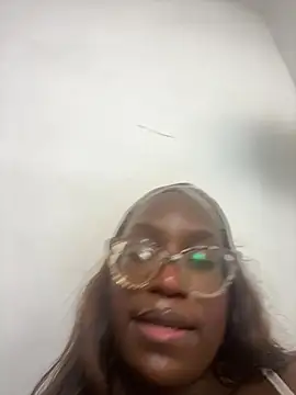 xChloe live cam preview
