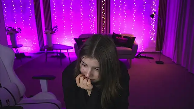 Tessa_054
