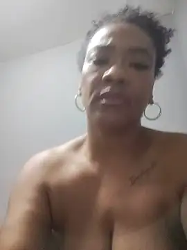 Chary-Madam live cam preview