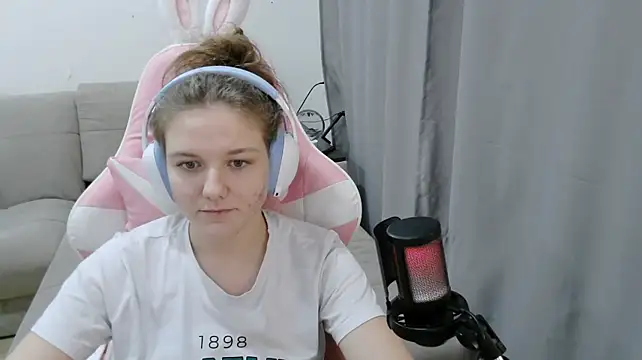 HelenMo0n