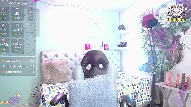 thalia_mills19