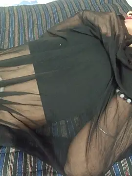 Hot_Riya_999