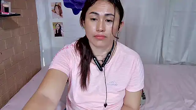 Filipina_Desire live cam preview