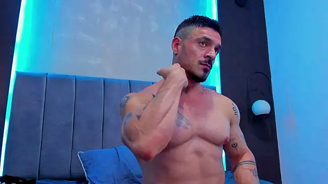 dennis__coxx live sex cam