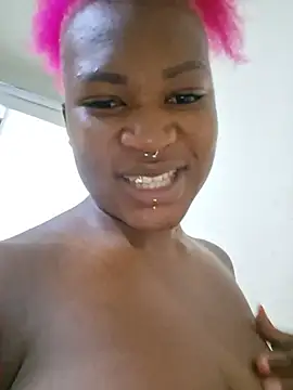 ReahX02 live cam on StripChat