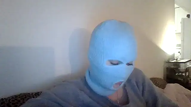 AlaskaBlaze live cam on StripChat