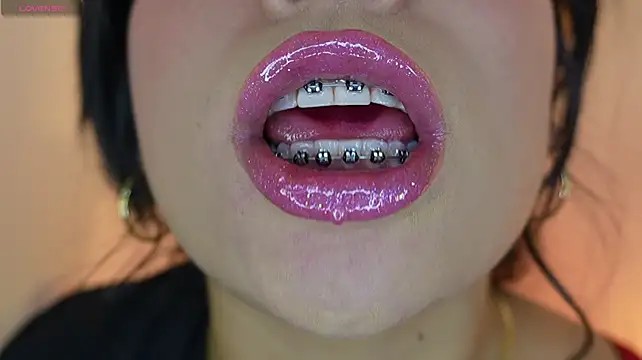 mia_roux1 (F teen) - deep Throat