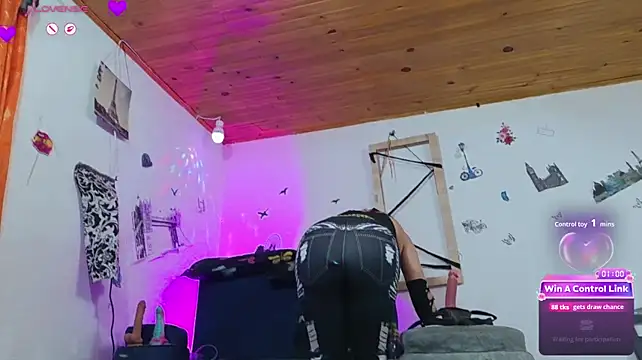 keila_j live cam preview