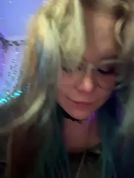 MaddisonHaas live cam on StripChat