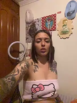 BlueStoneX live cam on StripChat