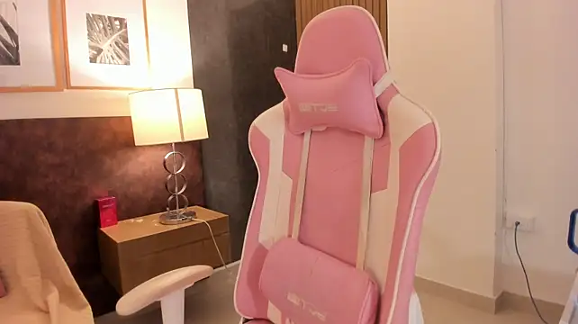 Selene_tea live cam preview