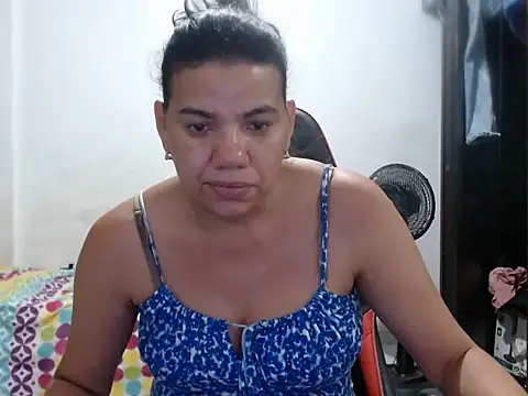 Adriana_0312 live cam preview