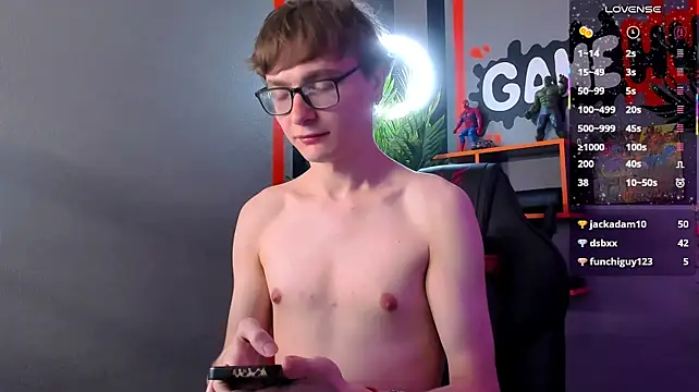 Emmit_Barker live sex cam