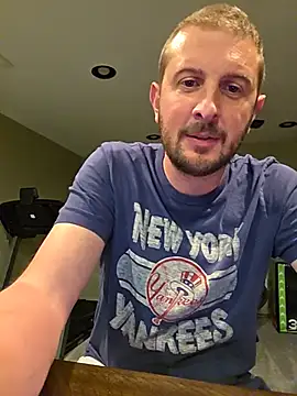 MrMechanic40 live cam preview