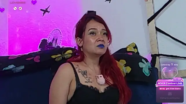 keila_j live cam on StripChat