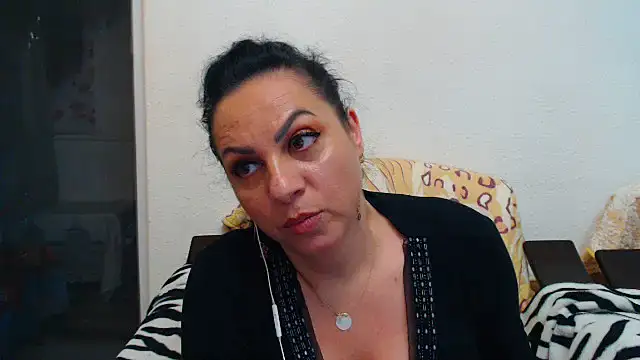 MissElla webcam