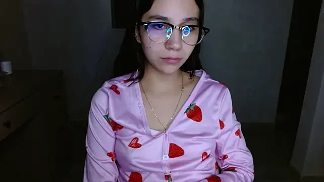 mia__lopez_